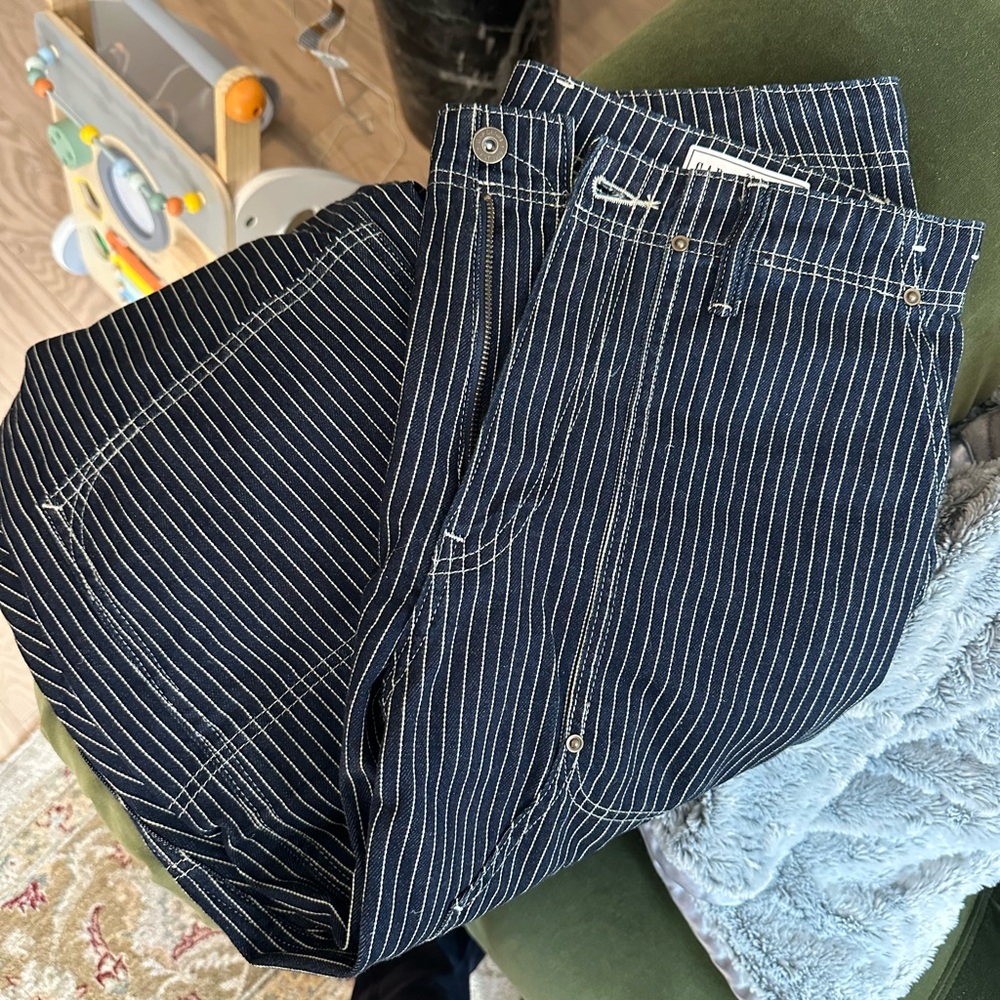 Gap men’s Striped Jeans - Black and White